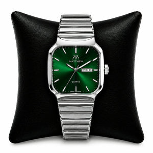 ⌚ Matthew Men’s Luxury Quartz Watch – Silver & Black